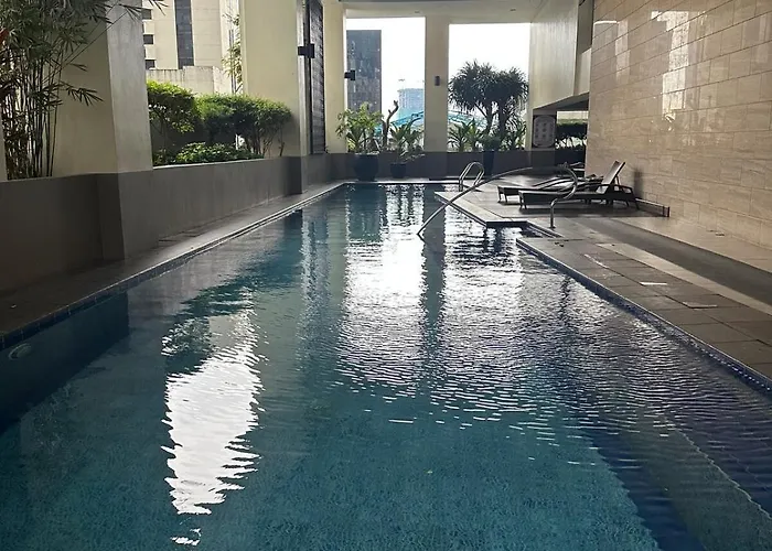 Apartment Spacious In Mosaic Tower No Balcony *