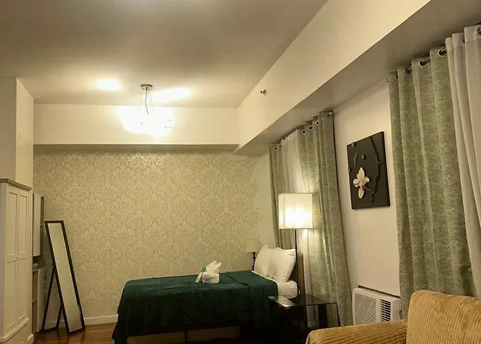 Apartment Spacious In Mosaic Tower No Balcony *