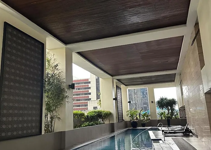 Spacious In Mosaic Tower No Balcony *